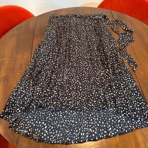 Anthropologie Black and White Wrap-Style Skirt - Size L
